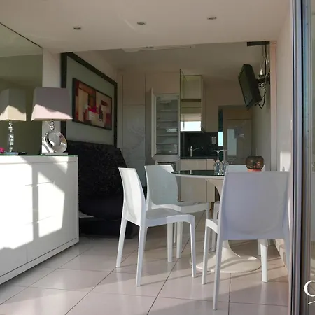 Capnat - Village Naturiste - Port Nature - 2 Pieces - Le Chardonnay Apartment *